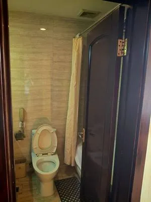 guest photo