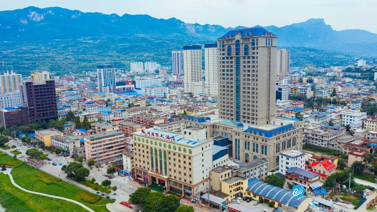 Chengzhouguoji Grand Hotel