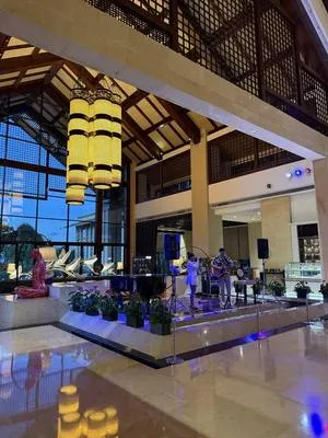 guest photo