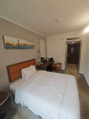 guest photo