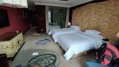 guest photo