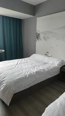 guest photo