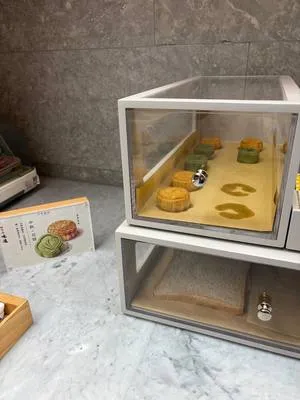 guest photo