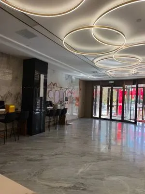 guest photo