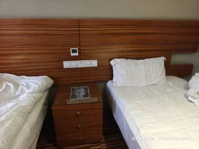 guest photo
