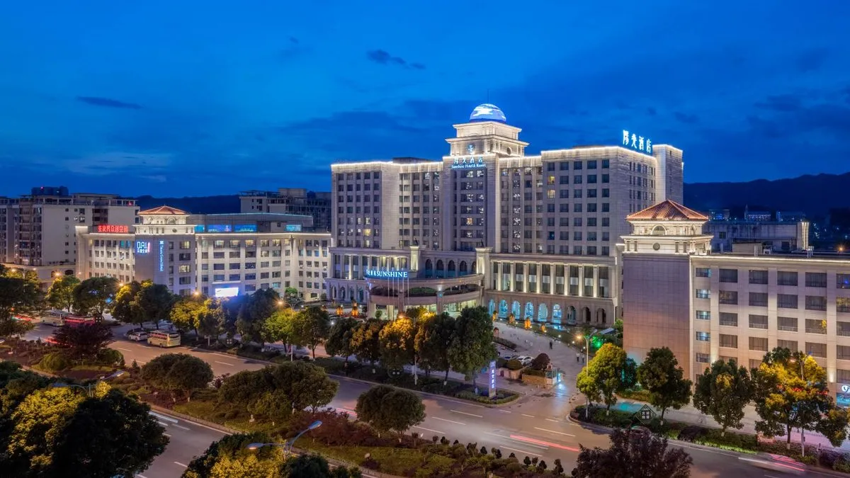 Zhangjiajie Xiangtou Yangguang Hotel