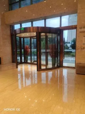 guest photo
