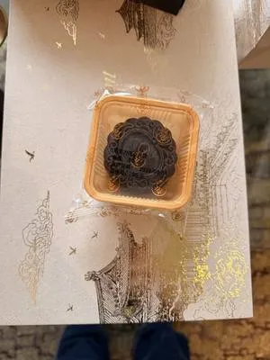 guest photo
