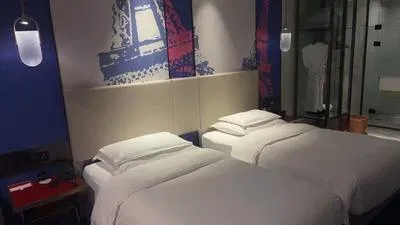 guest photo