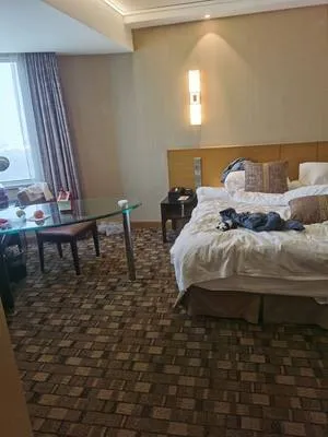 guest photo
