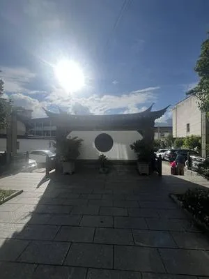 guest photo