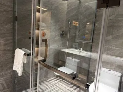 guest photo
