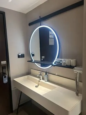 guest photo