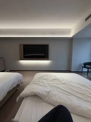 guest photo