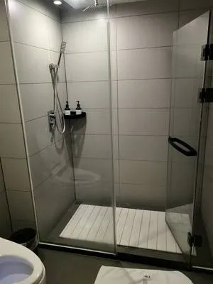 guest photo