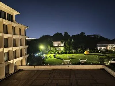 guest photo