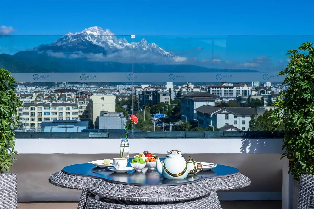 Lijiang Zhixing Hotel