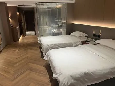 guest photo