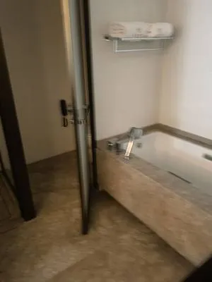 guest photo