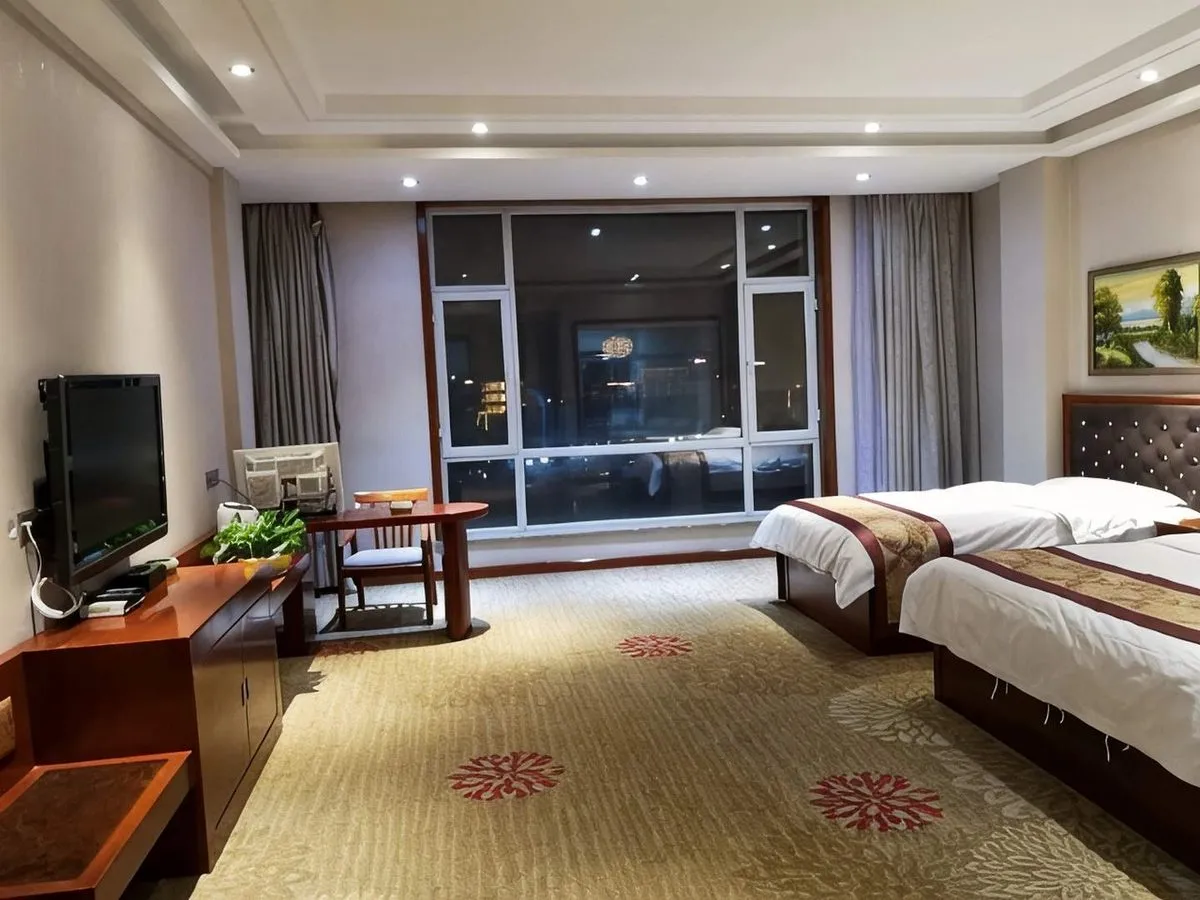 Minqin Yangguang Hotel