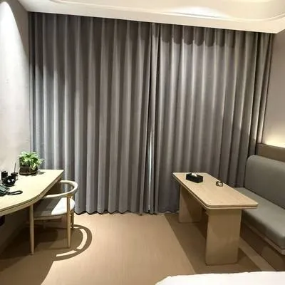 guest photo