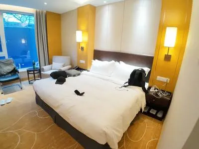 guest photo