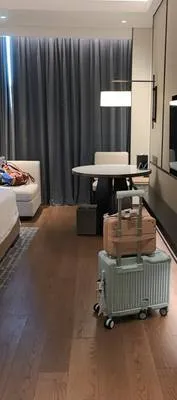 guest photo