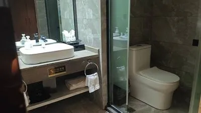 guest photo