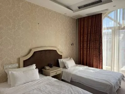 guest photo
