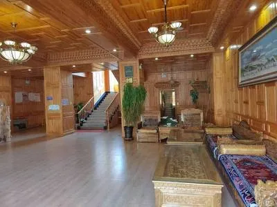 guest photo