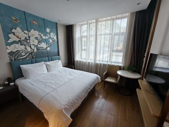 Wulanhaote Baiyu Lan Hotel