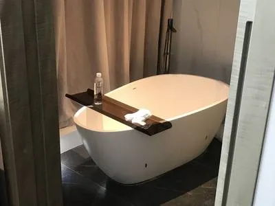 guest photo
