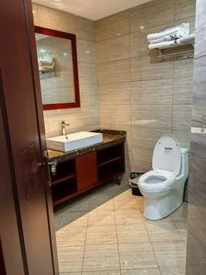 guest photo