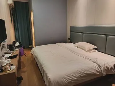 guest photo