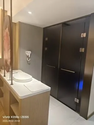 guest photo