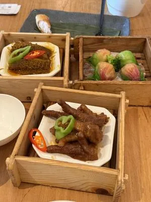 guest photo