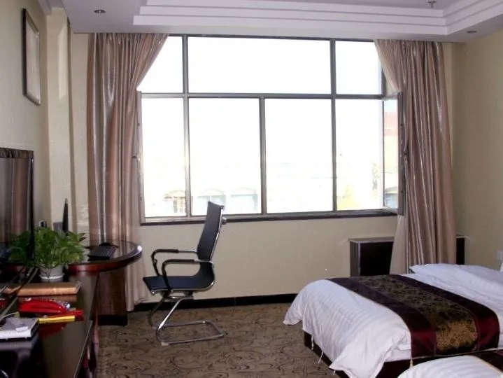 Awati Xinhua Shiji Hotel