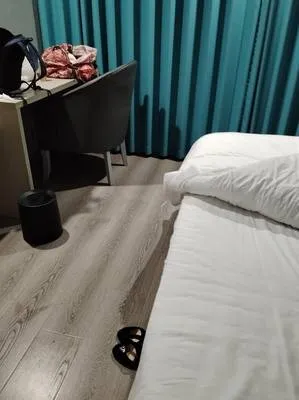 guest photo