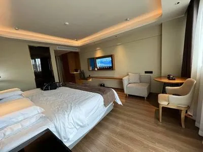 guest photo