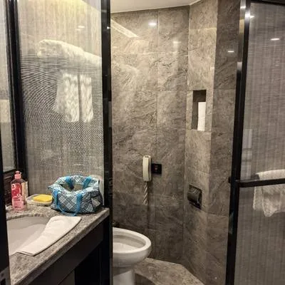 guest photo