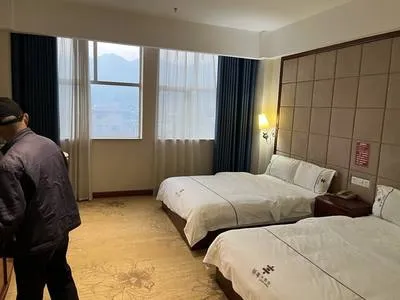 guest photo