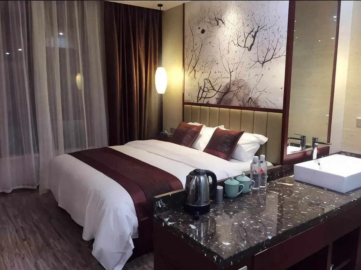Qingyuan Gucheng Grand Hotel