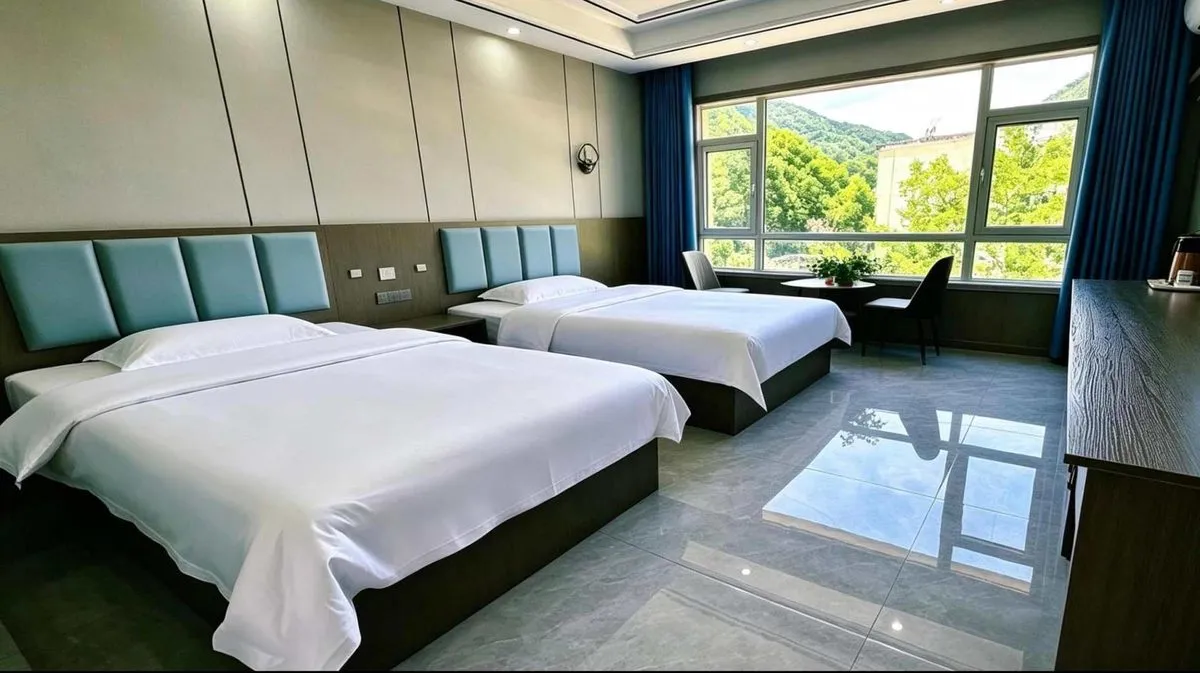 Dangchang Guane Fengqing Grand Hotel