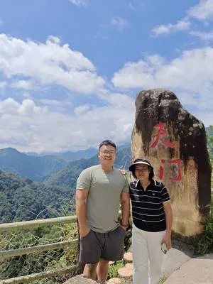 guest photo