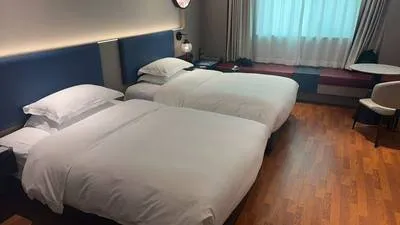 guest photo