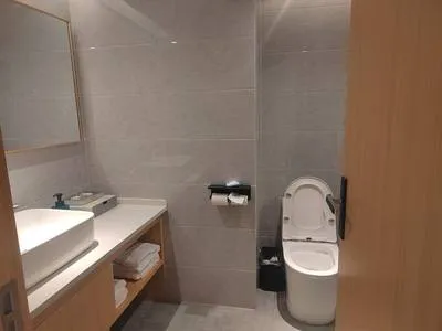 guest photo