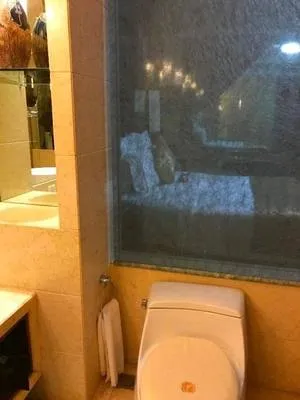 guest photo