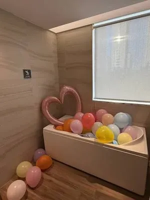 guest photo