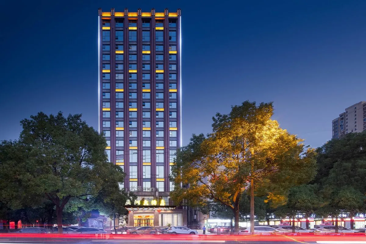 Qichun Yazhou Grand Hotel