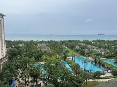 guest photo